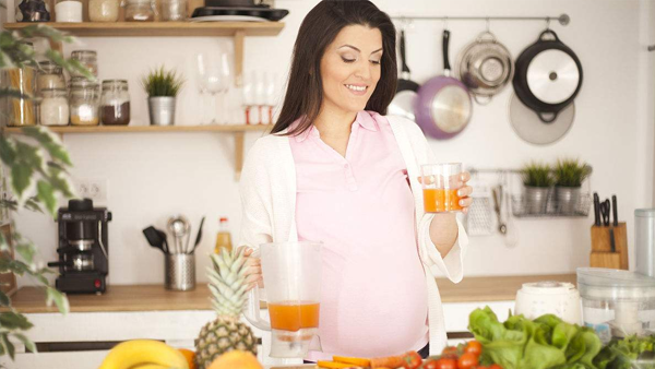 女性孕期需要补充哪些营养？